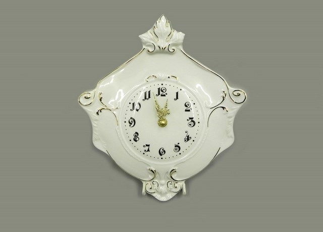 Часы Leander настенные гербовые 27см 31932