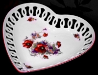 Форма для запекания Bavarian Porcelain Красная лента Цветы 24см сердце 53640