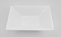 Белая тарелка квадратная Nikko Эксквизит 16см