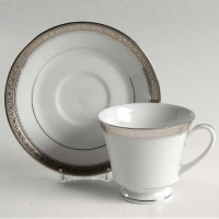 Чайно-столовый сервиз Noritake Signature plat на 12 персон (67 предметов)