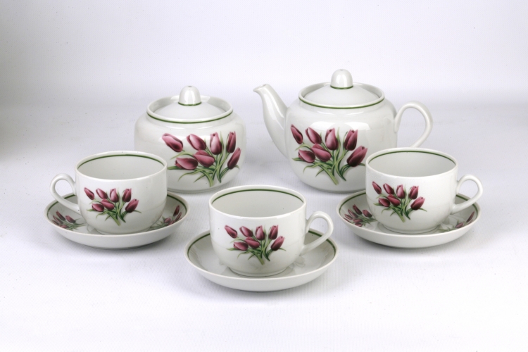 Чайный сервиз Мануфактуры Гарднеръ в Вербилках Тюльпаны на 6 персон (14 предметов)
